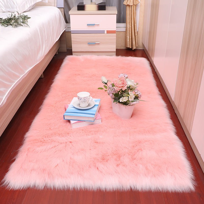 Beautiful Fluffy Decorative Carpet - MEDIJIX