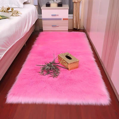 Beautiful Fluffy Decorative Carpet - MEDIJIX