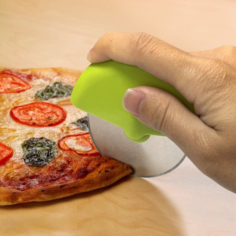 Kitchen Gadgets Pizza Wheel Knife - MEDIJIX