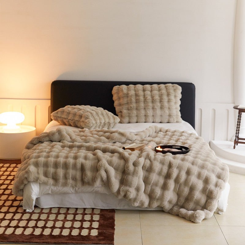 The Fur Rabbit Hair Sofa Blanket Is Simple And Luxurious - MEDIJIX