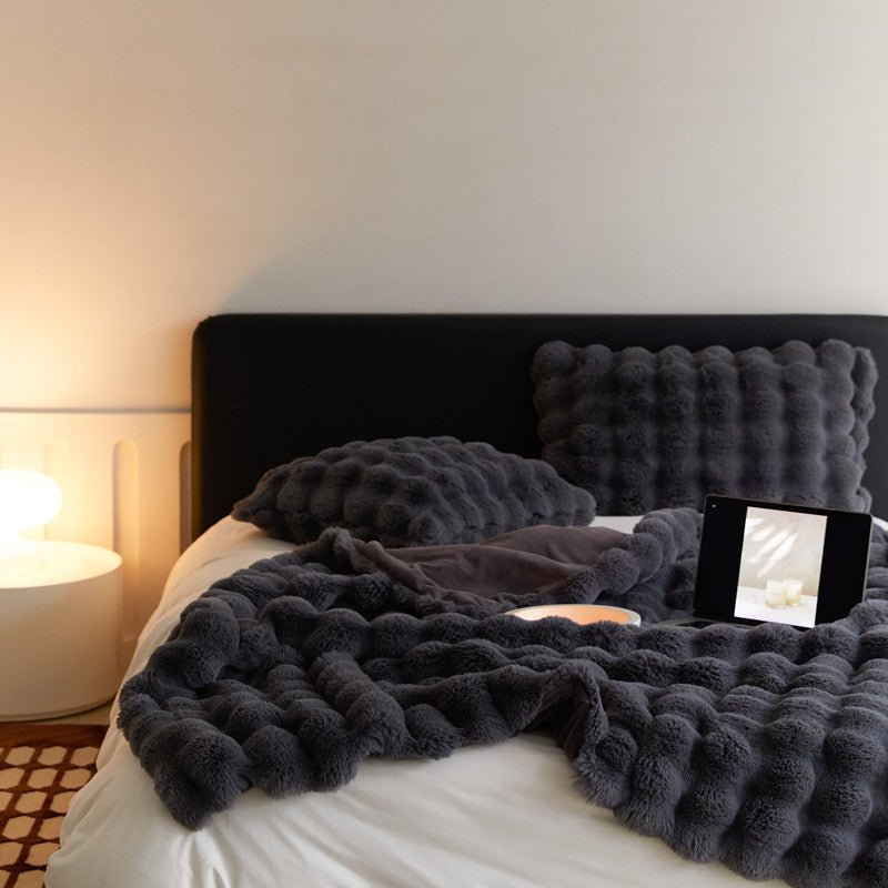 The Fur Rabbit Hair Sofa Blanket Is Simple And Luxurious - MEDIJIX