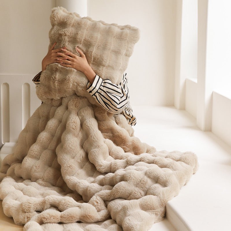 The Fur Rabbit Hair Sofa Blanket Is Simple And Luxurious - MEDIJIX