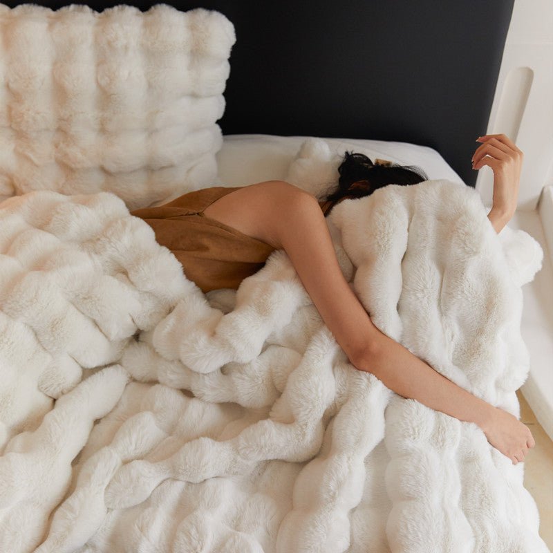 The Fur Rabbit Hair Sofa Blanket Is Simple And Luxurious - MEDIJIX